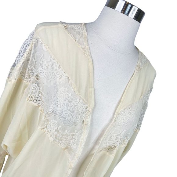 Zanzea Collection Cream Lace Open Front Cardigan/Kimono - Size Medium - Picture 3 of 6